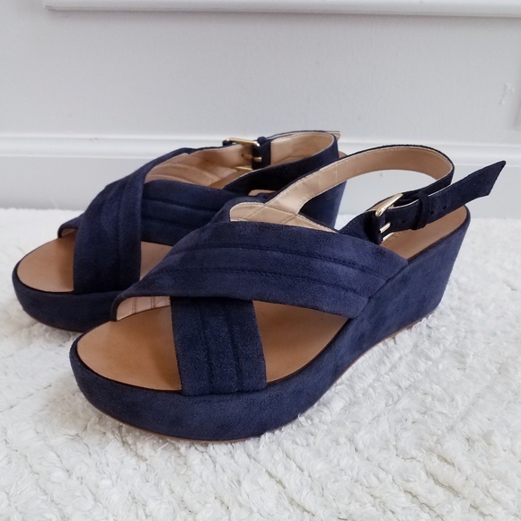 navy blue platform sandals